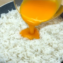 Receita de Arroz e Feijão com Ovos