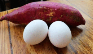 Batata-doce e dois ovos! Não coma pão! Prepare esta receita muito saborosa para o café da manhã!